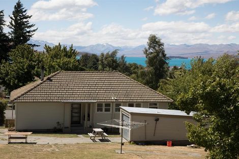Photo of property in 38 Aorangi Crescent, Lake Tekapo, 7999