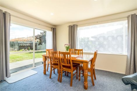 Photo of property in 4 Parkinson Place, Woodend, 7610