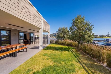 Photo of property in 16/6 The Marina, Tairua, 3508