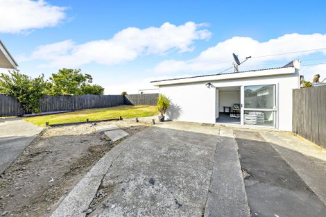 Photo of property in 59 Ferguson Street, Manurewa East, Auckland, 2102