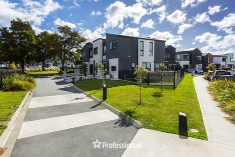 Photo of property in 76 Mawai Hakona Drive, Wallaceville, Upper Hutt, 5018