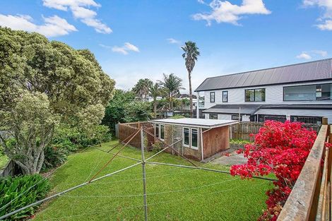Photo of property in 33 St Michaels Avenue, Point Chevalier, Auckland, 1022