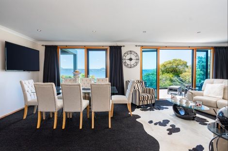 Photo of property in 809 Acacia Bay Road, Acacia Bay, Taupo, 3330
