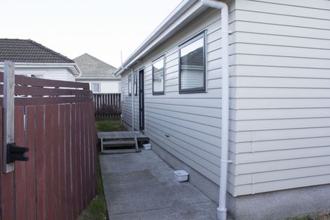 Photo of property in 33a Findlay Street, Tawa, Wellington, 5028