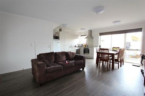 Photo of property in 33 Chiefs Court, Hamilton East, Hamilton, 3216