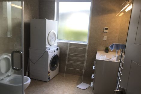 Photo of property in 76 Harrowglen Drive, Northcross, Auckland, 0630