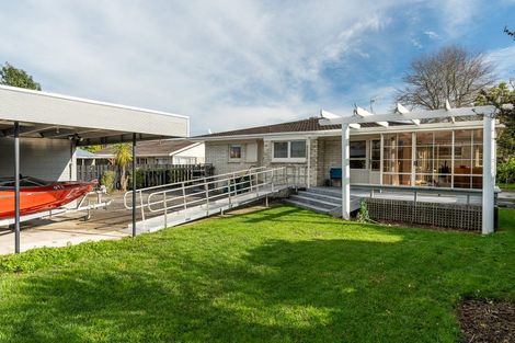 Photo of property in 35 Alison Street, Hamilton Lake, Hamilton, 3204