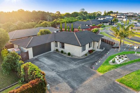 Photo of property in 2 Goh Place, Manurewa, Auckland, 2105
