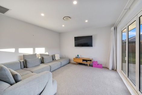 Photo of property in 14 Longcot Drive, Rolleston, 7615