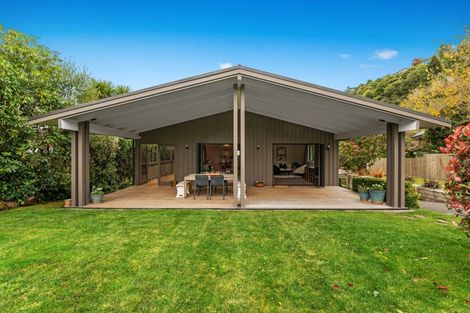 Photo of property in 5 Millar Road, Lake Okareka, Rotorua, 3076