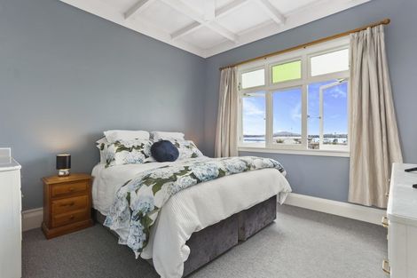 Photo of property in 16 Alfred Street, Northcote Point, Auckland, 0627