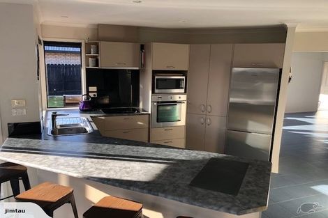 Photo of property in 33 Greig Place, Pukekohe, 2120