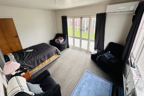 Photo of property in 10 Cuba Street, Marton, 4710