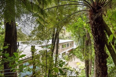 Photo of property in 178 Konini Road, Titirangi, Auckland, 0604