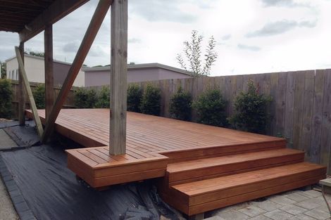 Photo of property in 557c Glenfield Road, Glenfield, Auckland, 0629