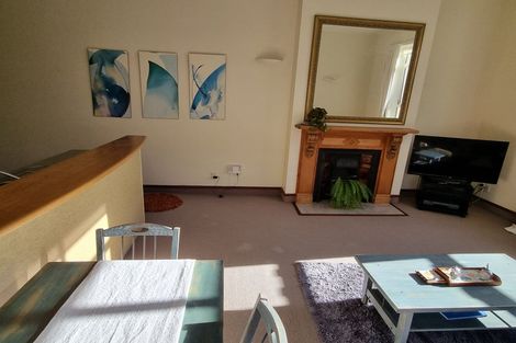 Photo of property in 5/37 Majoribanks Street, Mount Victoria, Wellington, 6011