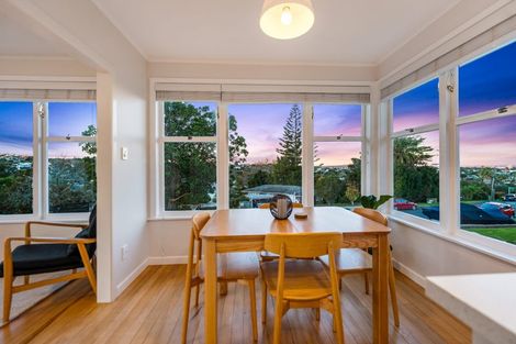 Photo of property in 1/58 Corunna Road, Milford, Auckland, 0620