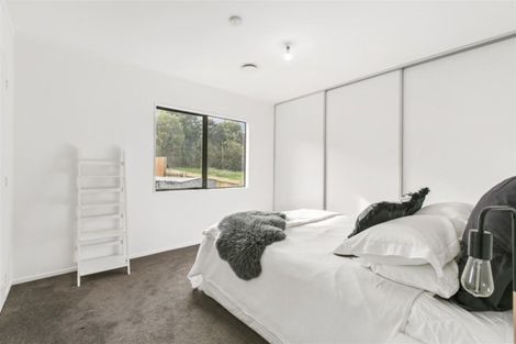 Photo of property in 1/95 Hobsonville Road, West Harbour, Auckland, 0618