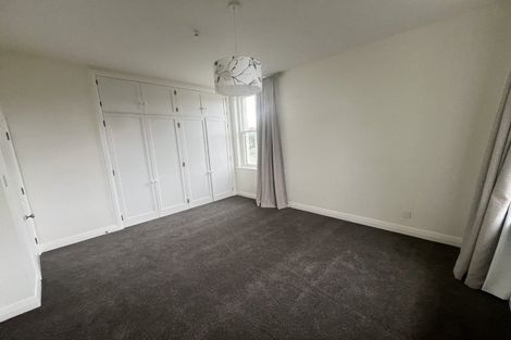 Photo of property in 16b Hadfield Terrace, Kelburn, Wellington, 6012