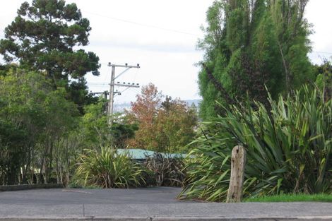 Photo of property in 145 Glengarry Road, Glen Eden, Auckland, 0602