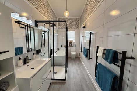 Photo of property in 10a Hereford Street, West End, Palmerston North, 4410