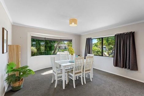 Photo of property in 130 Weggery Drive, Waikanae Beach, Waikanae, 5036