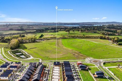 Photo of property in 1 Dorset Down Drive, Karaka, 2580