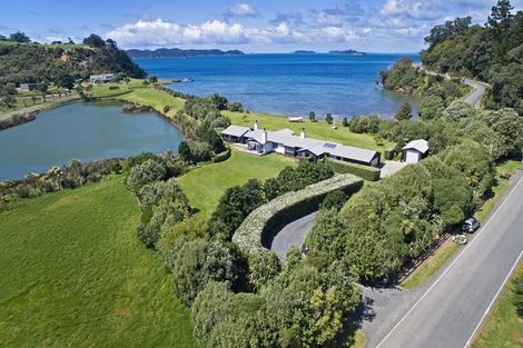 Photo of property in 840 Takatu Road, Tawharanui Peninsula, Warkworth, 0986