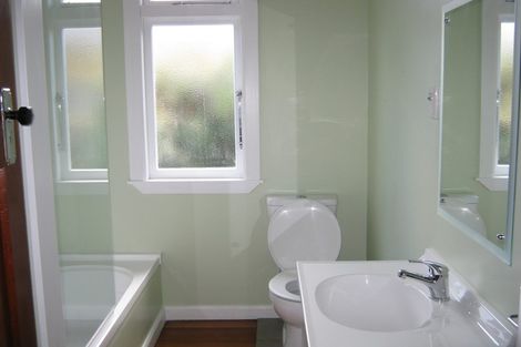 Photo of property in 25 Martin Street, Palmerston North, 4414