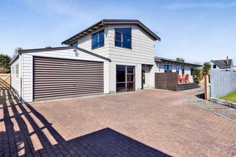Photo of property in 7 Green Lane, Hawera, 4610
