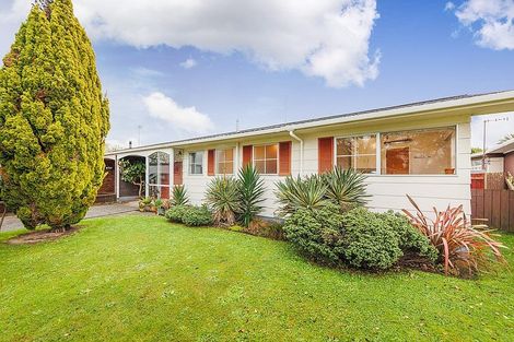 Photo of property in 5 Westhaven Grove, Takaro, Palmerston North, 4412