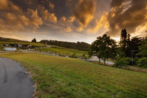 Photo of property in 1 Kitcheners Knoll Road, Kennedys Bush, Christchurch, 8025