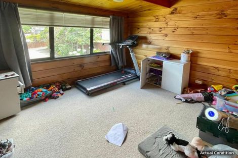 Photo of property in 1/457a Glenfield Road, Glenfield, Auckland, 0629