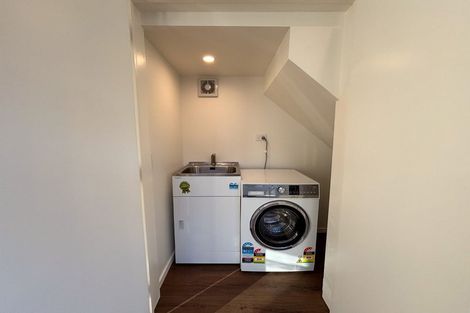 Photo of property in 2/11 Cumberland Street, Richmond, Christchurch, 8013