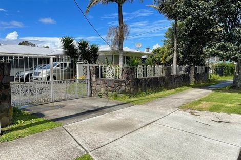 Photo of property in 66 Mckenzie Road, Mangere Bridge, Auckland, 2022