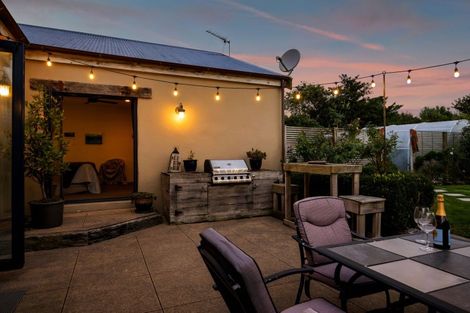 Photo of property in 35 Maire Street, Hawera, 4610