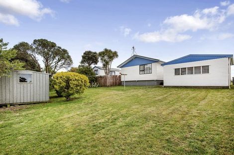 Photo of property in 10 Morning View, Titahi Bay, Porirua, 5022