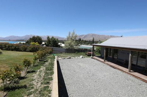 Photo of property in 26 Aorangi Crescent, Lake Tekapo, 7999