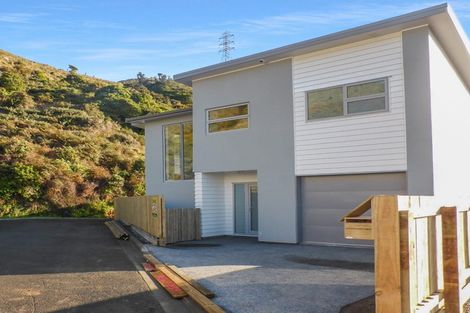 Photo of property in 36c Erlestoke Crescent, Churton Park, Wellington, 6037