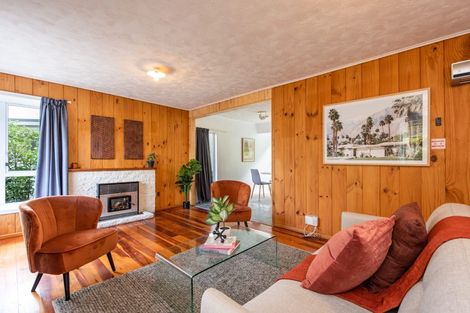 Photo of property in 21 Acheron Road, Paremata, Porirua, 5026