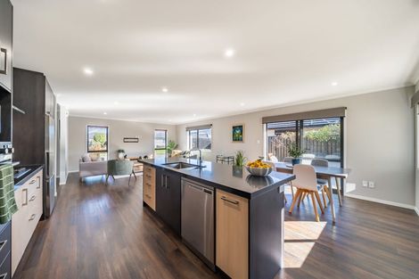 Photo of property in 16 Te Punga Road, Wallaceville, Upper Hutt, 5018