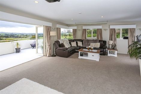 Photo of property in 132 Cape Hill Road, Pukekohe, 2120