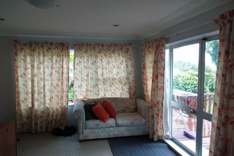 Photo of property in 17 Wilbur Place, Pakuranga Heights, Auckland, 2010