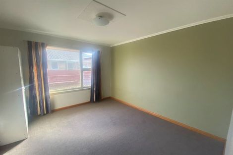 Photo of property in 8 Glenora Place, Hornby, Christchurch, 8042