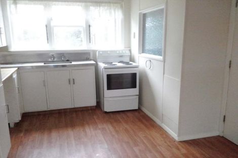 Photo of property in 6 Cook Street, Marfell, New Plymouth, 4310