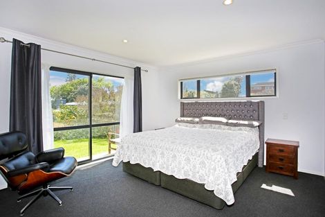 Photo of property in 114f Sandspit Road, Waiuku, 2123