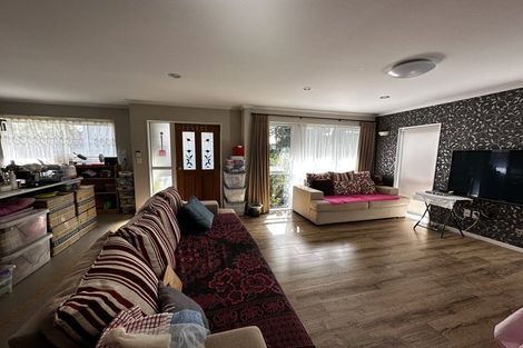 Photo of property in 73 Killarney Drive, Flat Bush, Auckland, 2019