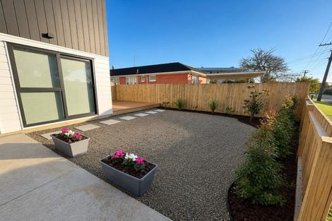 Photo of property in 1/36 Longburn Road, Henderson, Auckland, 0610