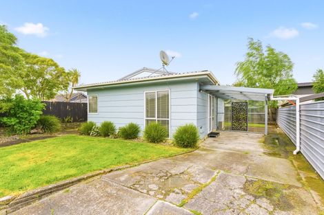 Photo of property in 4 Coromandel Court, Roslyn, Palmerston North, 4414