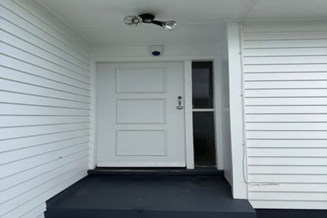 Photo of property in 8 Appleby Place, Mangere East, Auckland, 2024